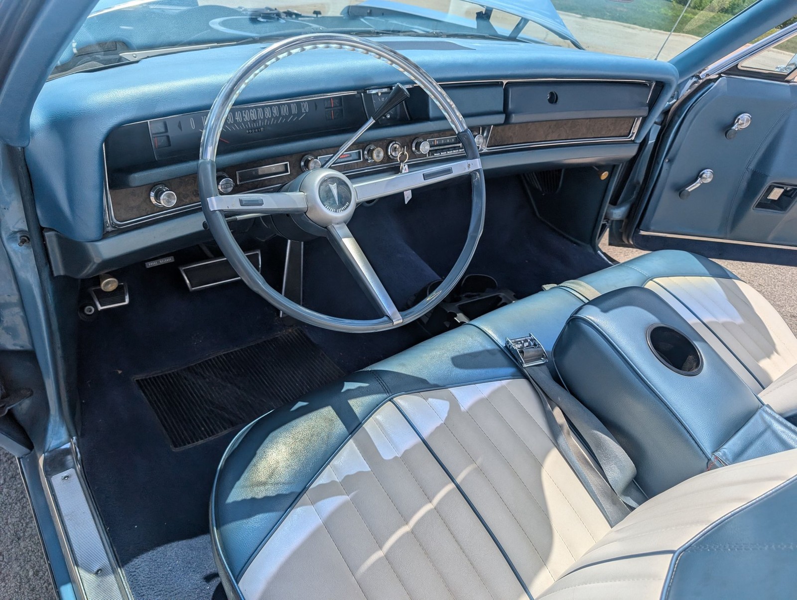 Pontiac-Bonneville-1968-Convertible-4