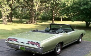 Pontiac-Bonneville-1969-1