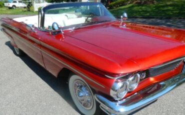 Pontiac-Catalina-1960-Red-White-Vinyl-1