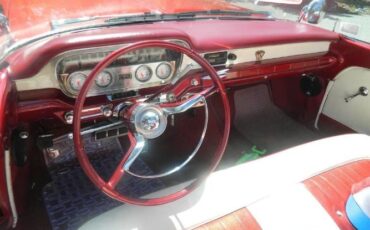 Pontiac-Catalina-1960-Red-White-Vinyl-9