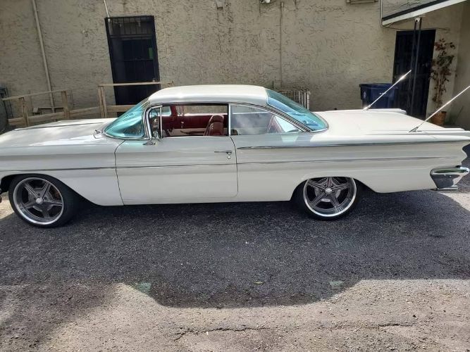Pontiac-Catalina-1960-White-15