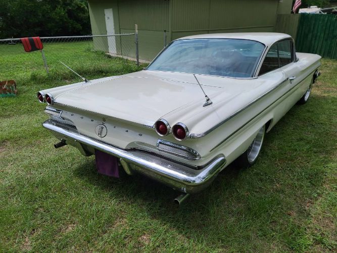 Pontiac-Catalina-1960-White-3