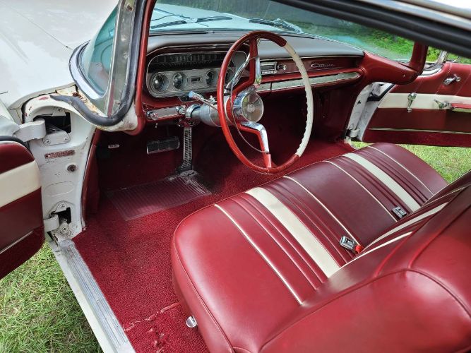 Pontiac-Catalina-1960-White-8