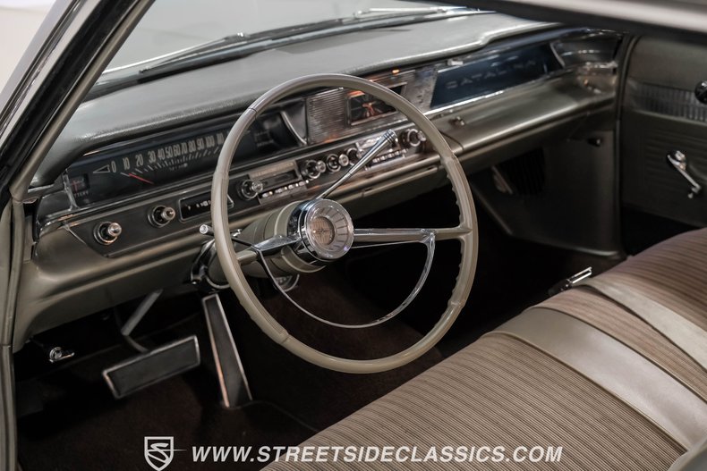 Pontiac-Catalina-1963-Caravan-Gold-Fawn-2