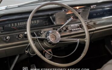 Pontiac-Catalina-1963-Caravan-Gold-Fawn-25