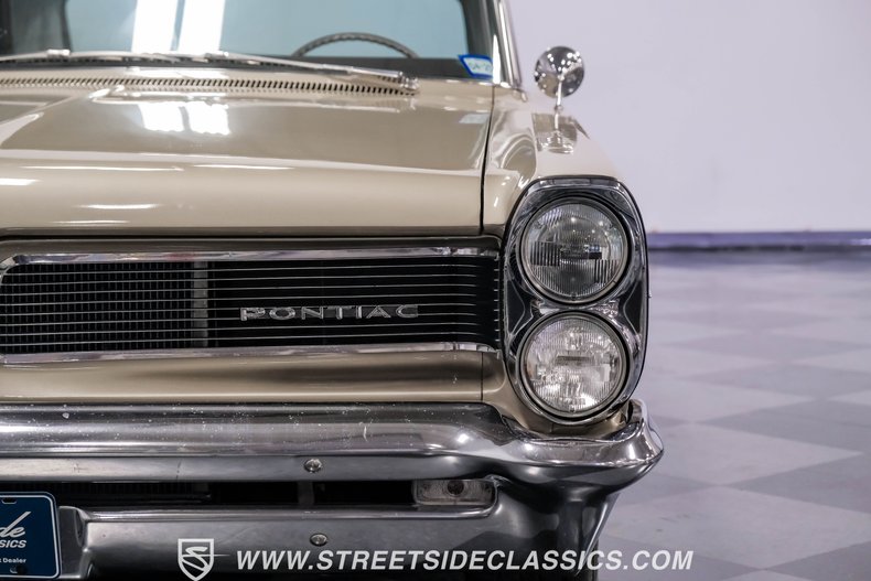 Pontiac-Catalina-1963-Caravan-Gold-Fawn-32