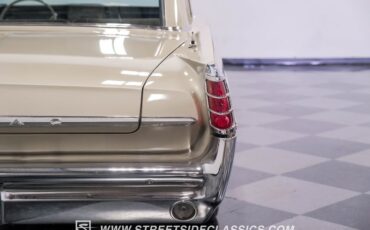 Pontiac-Catalina-1963-Caravan-Gold-Fawn-39