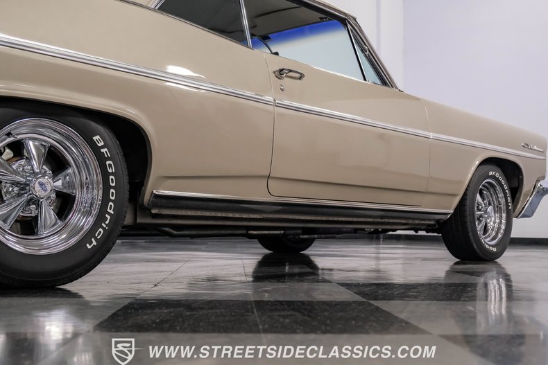Pontiac-Catalina-1963-Caravan-Gold-Fawn-41