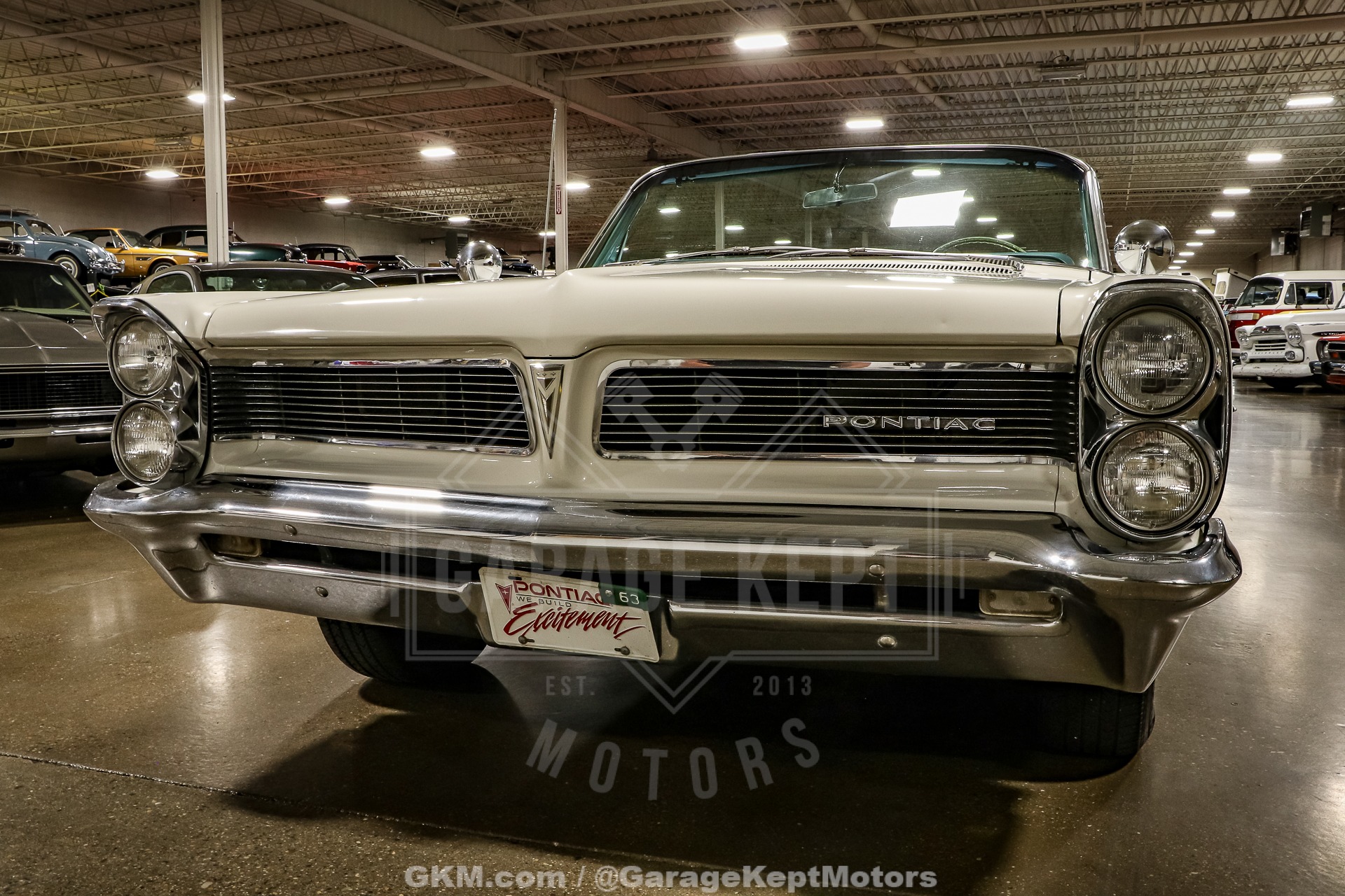 Pontiac-Catalina-1963-White-Blue-14