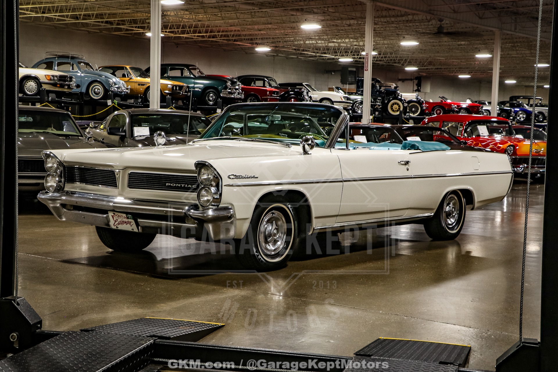 Pontiac-Catalina-1963-White-Blue-2