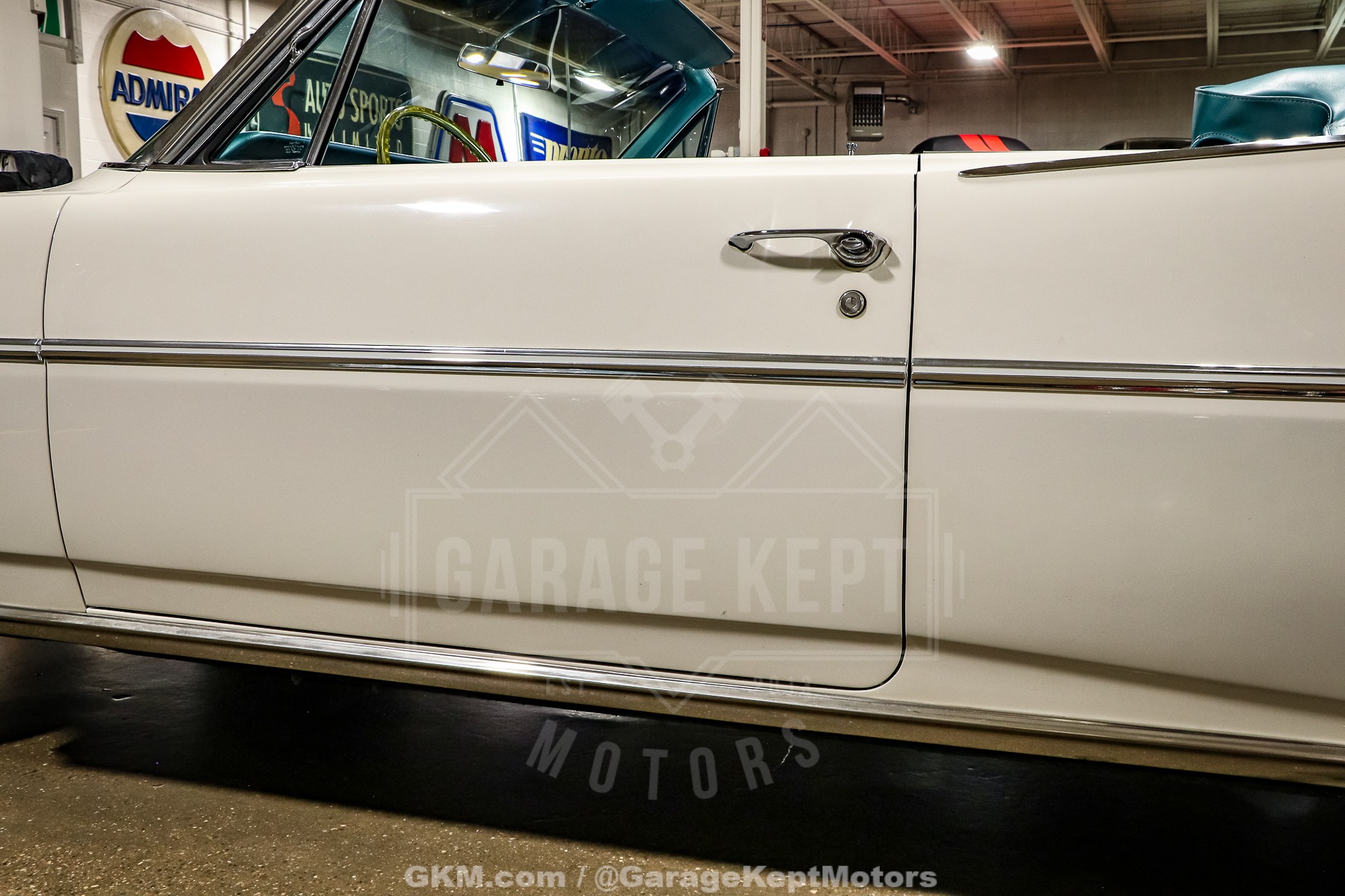 Pontiac-Catalina-1963-White-Blue-27