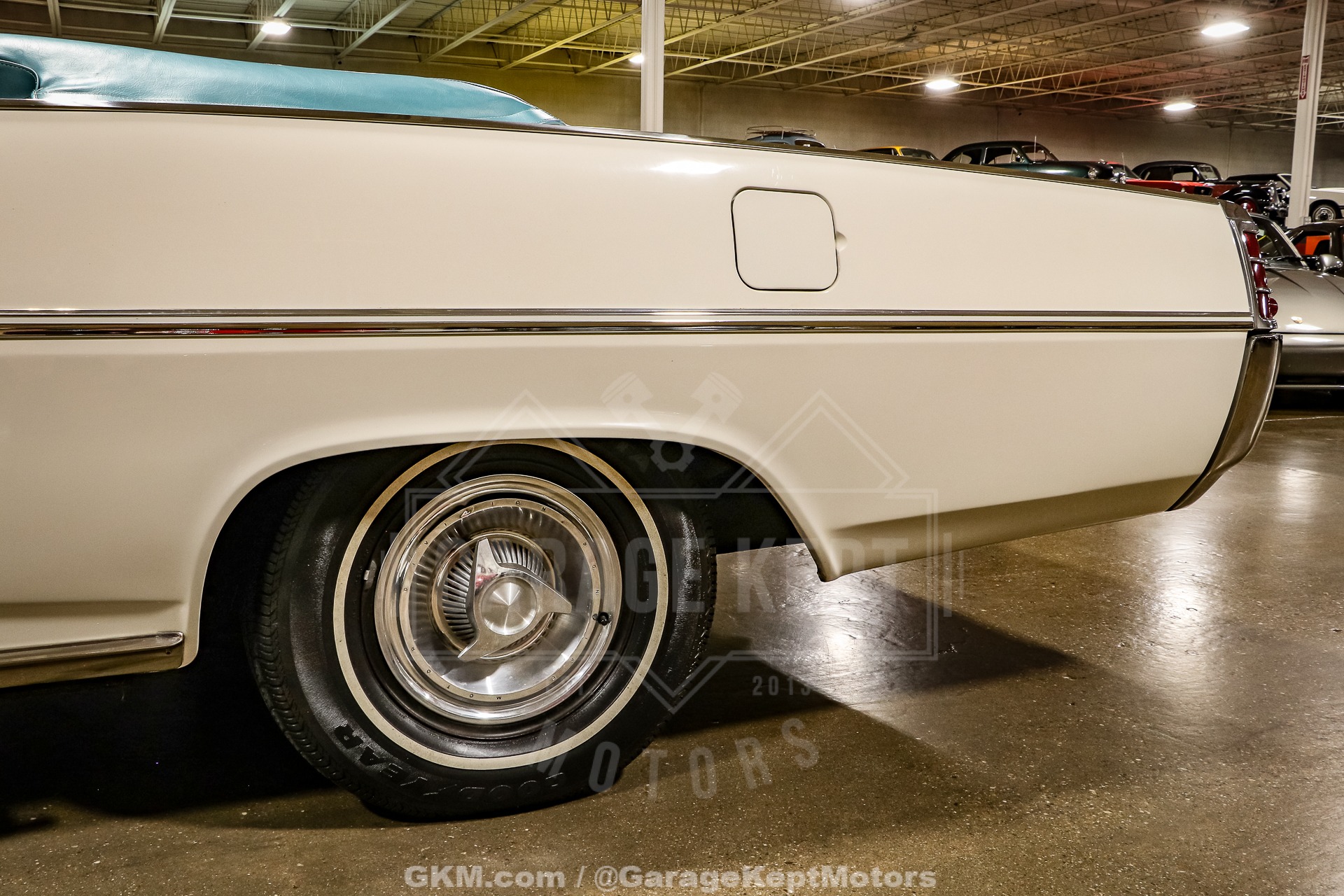 Pontiac-Catalina-1963-White-Blue-28