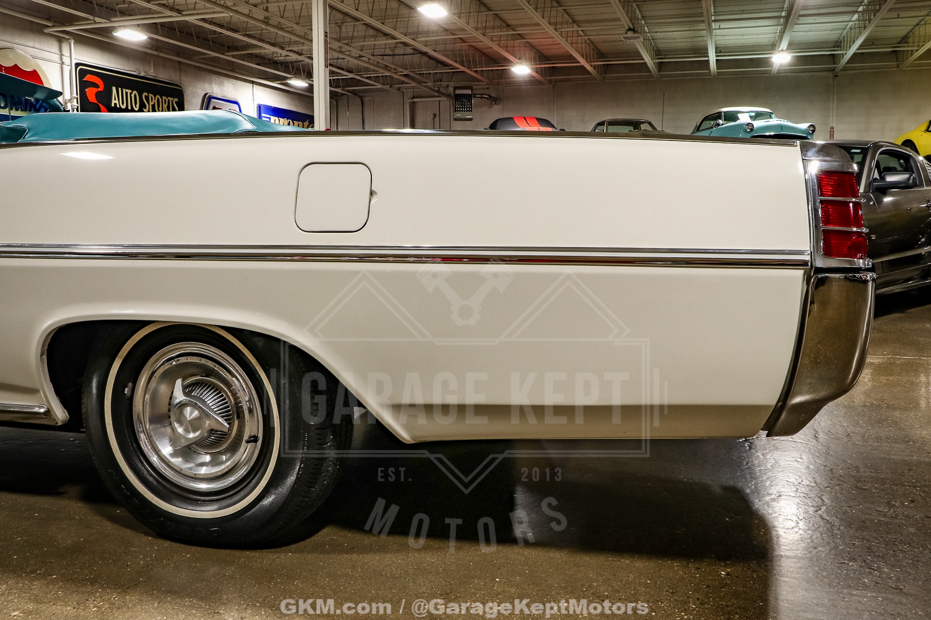 Pontiac-Catalina-1963-White-Blue-29