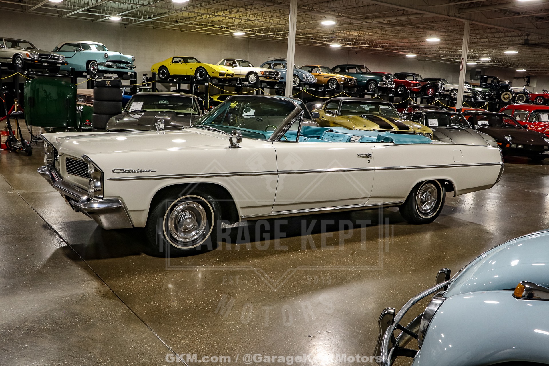 Pontiac-Catalina-1963-White-Blue-3