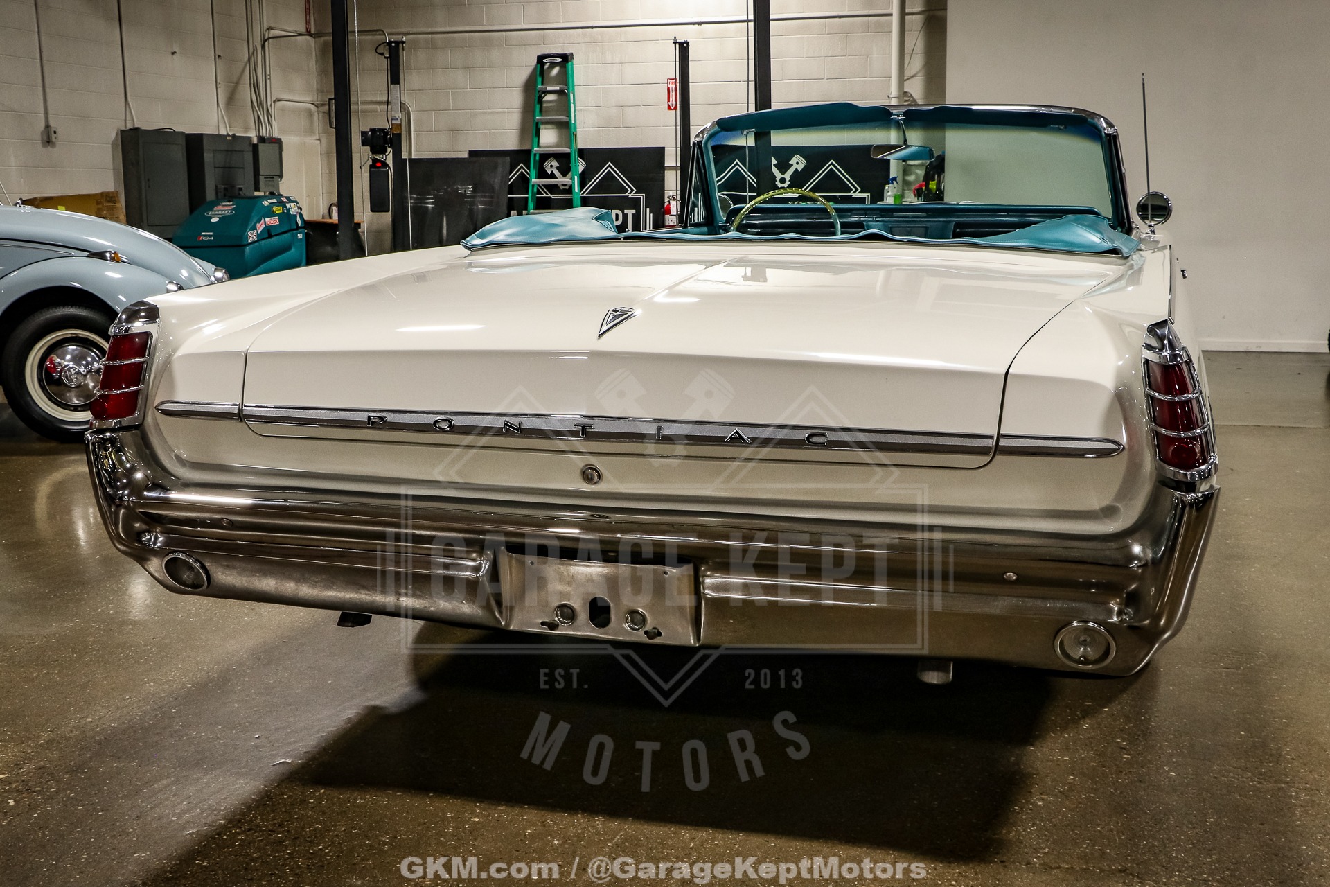 Pontiac-Catalina-1963-White-Blue-34