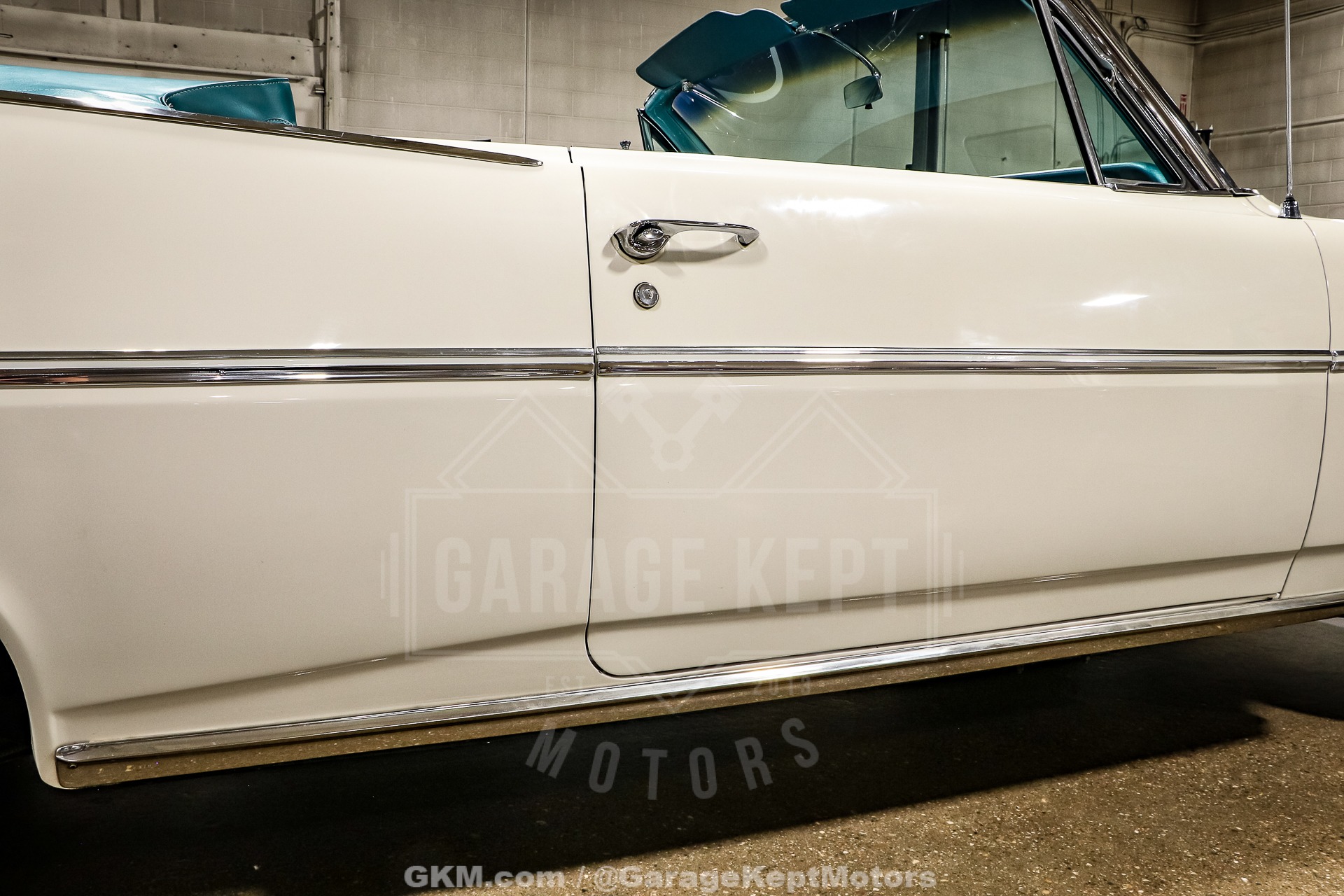 Pontiac-Catalina-1963-White-Blue-43