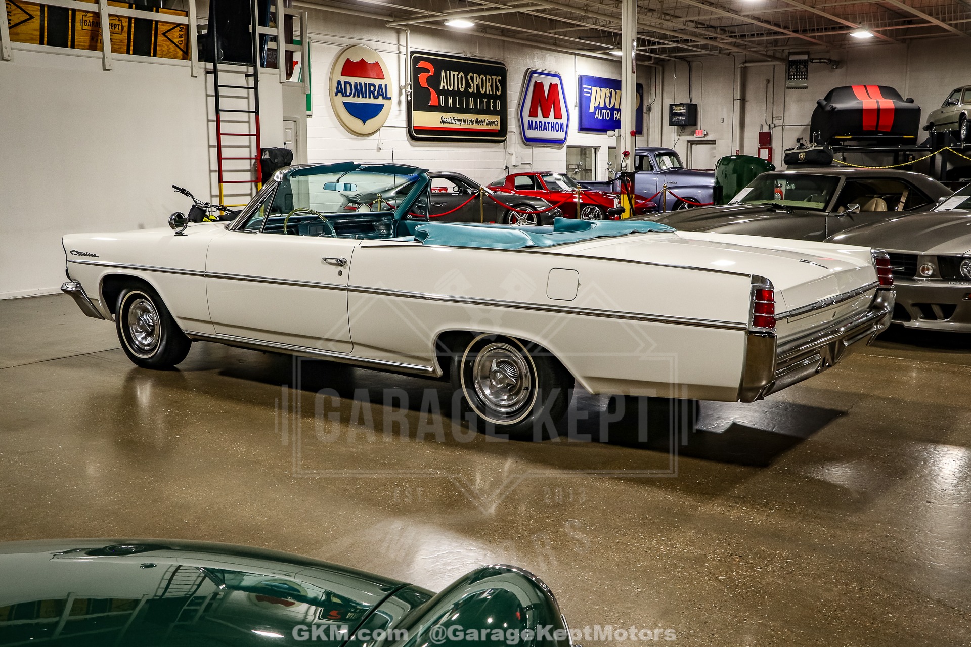 Pontiac-Catalina-1963-White-Blue-5