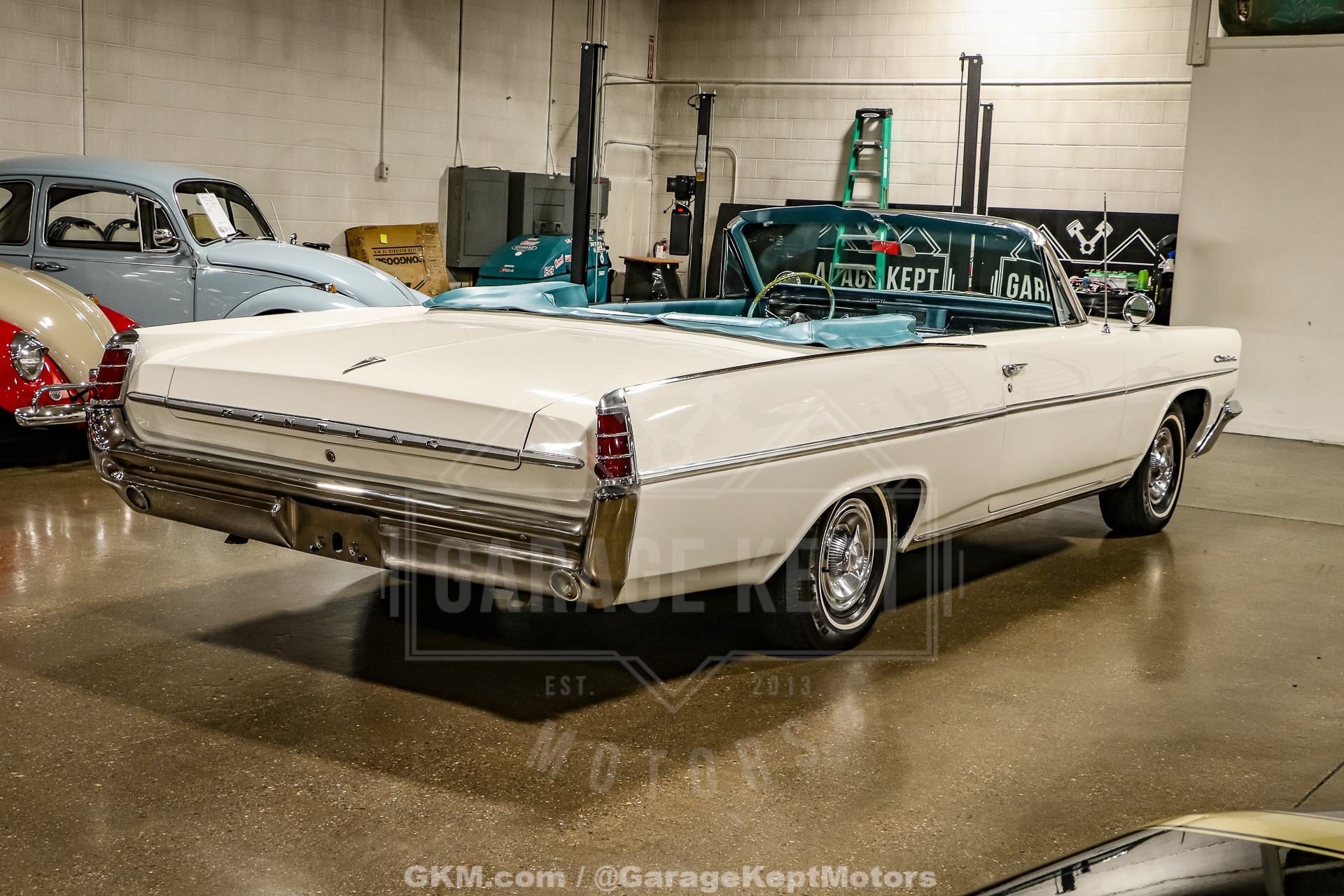 Pontiac-Catalina-1963-White-Blue-7