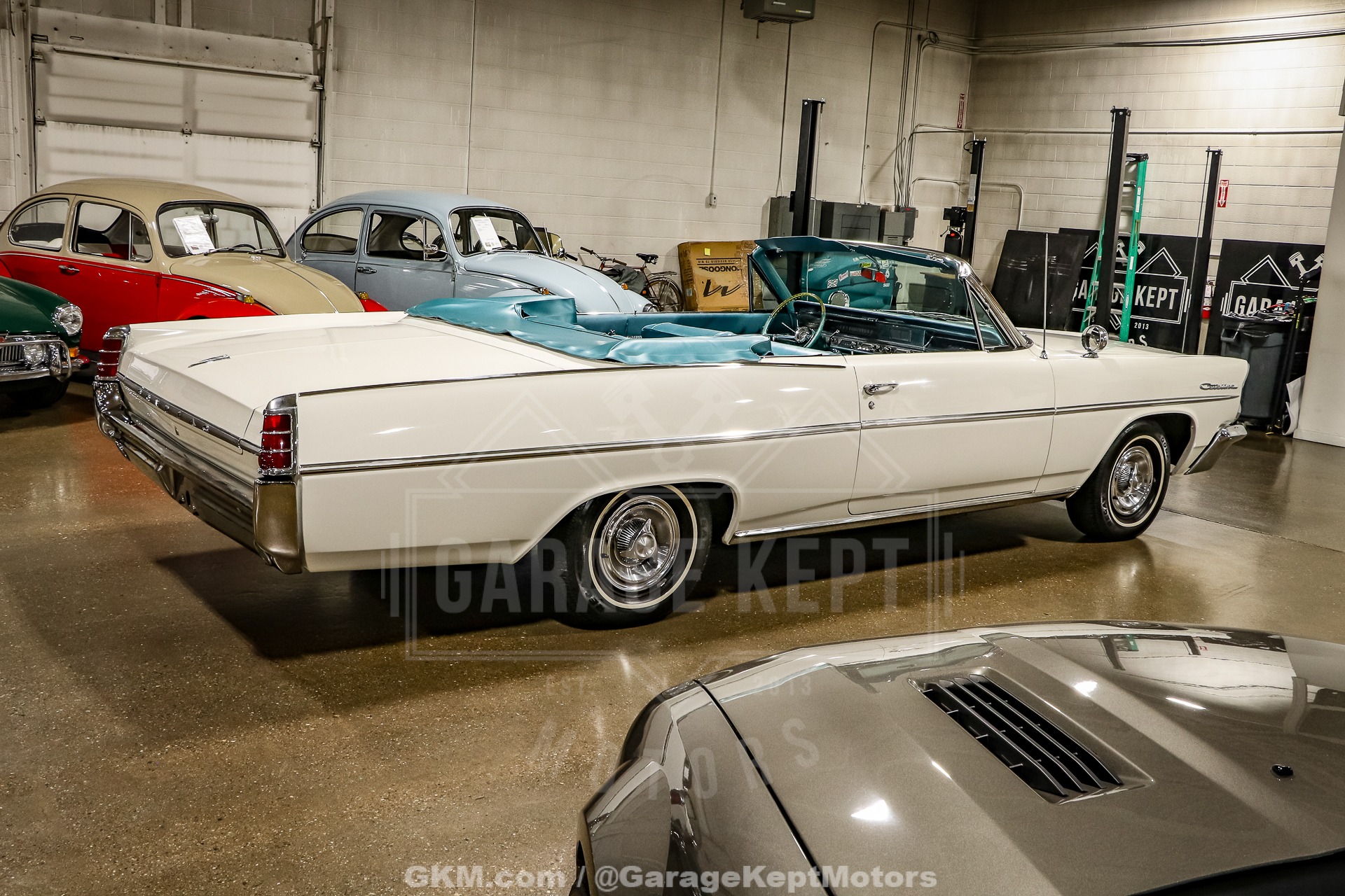 Pontiac-Catalina-1963-White-Blue-8