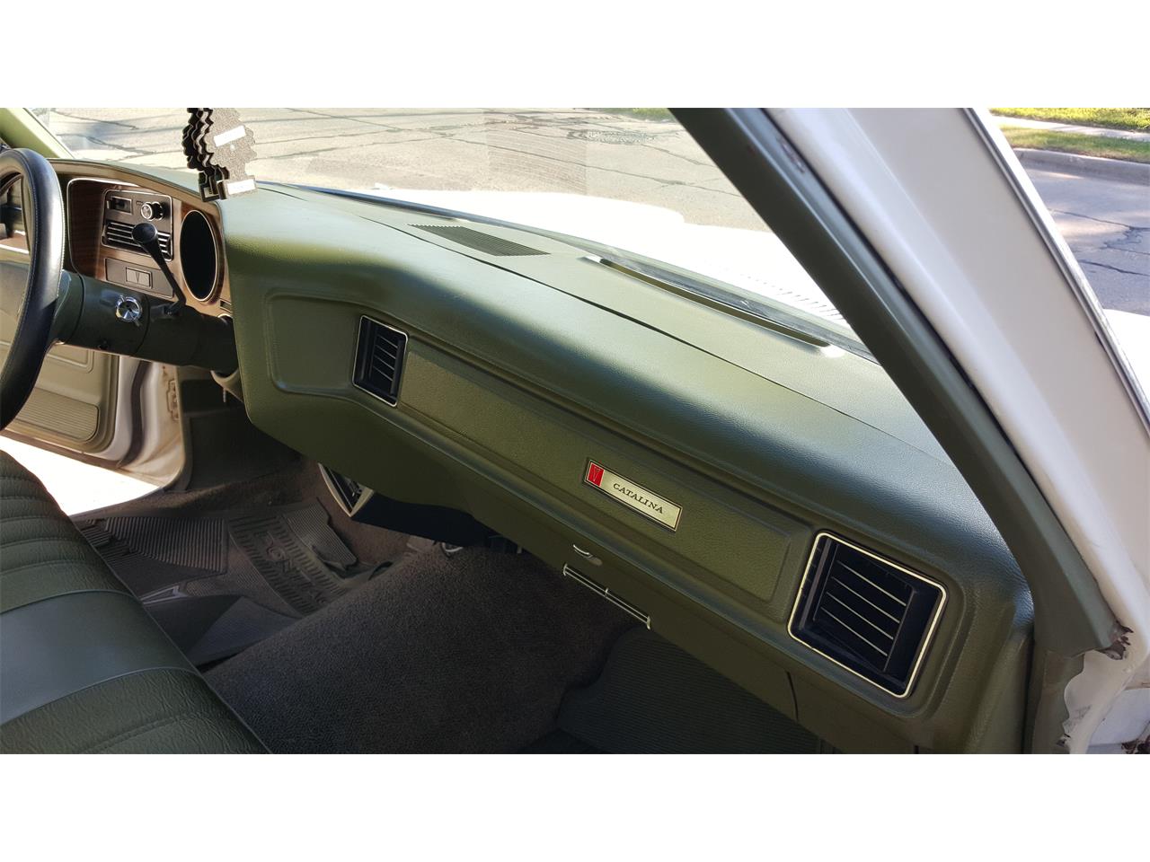 Pontiac-Catalina-1971-WhiteGreen-Pearl-Green-25