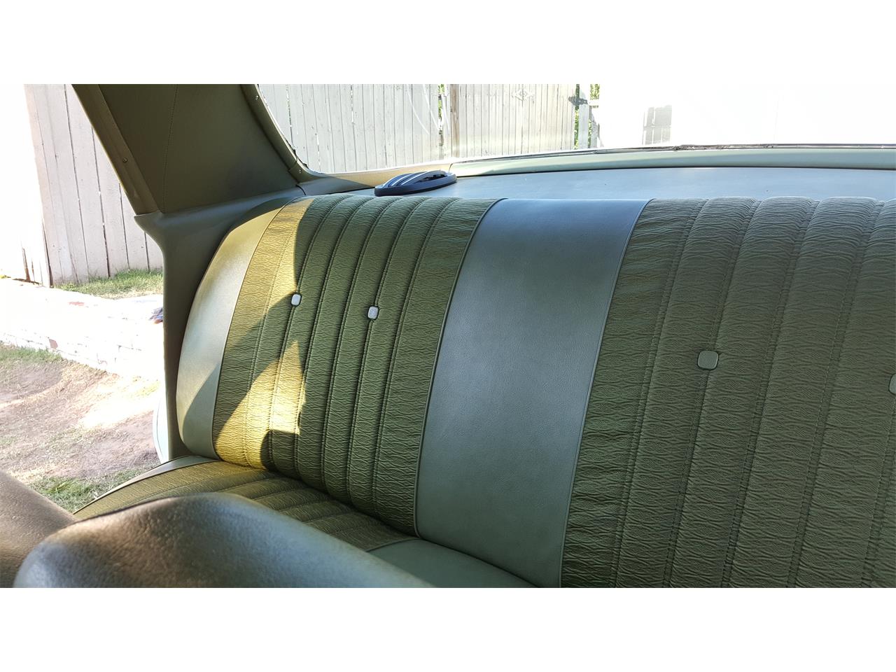 Pontiac-Catalina-1971-WhiteGreen-Pearl-Green-26