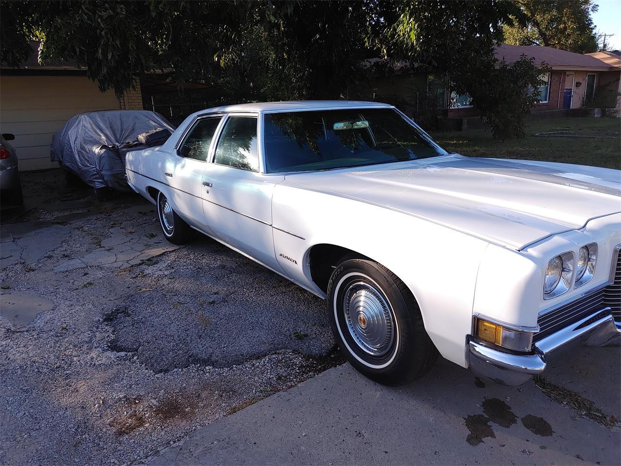 Pontiac-Catalina-1971-WhiteGreen-Pearl-Green-3