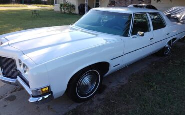 Pontiac-Catalina-1971-WhiteGreen-Pearl-Green