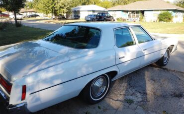 Pontiac-Catalina-1971-WhiteGreen-Pearl-Green-5