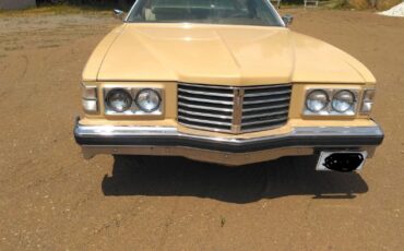 Pontiac-Catalina-1976-1