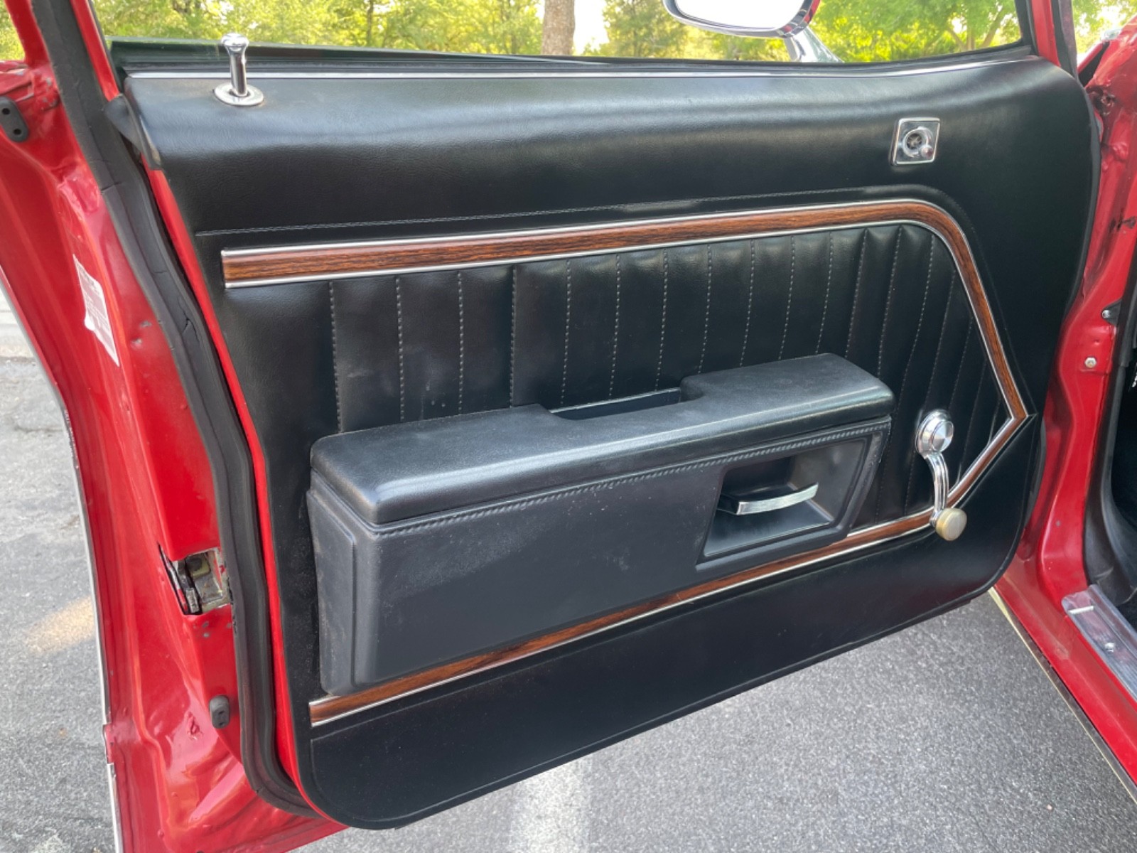 Pontiac-Catalina-1977-Sedan-15