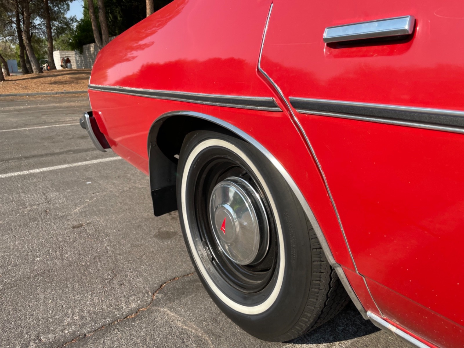 Pontiac-Catalina-1977-Sedan-5