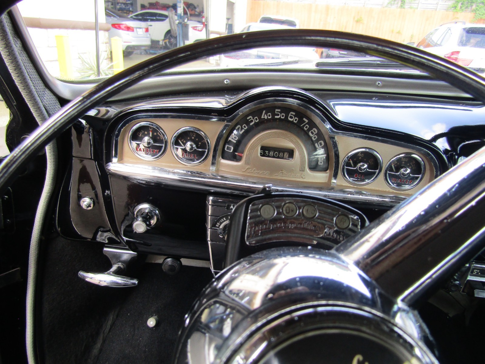 Pontiac-Chieftain-1949-Sedan-21