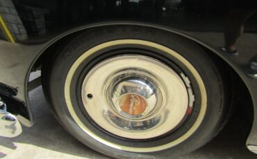 Pontiac-Chieftain-1949-Sedan-26