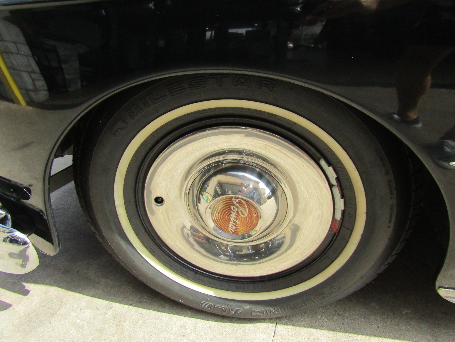Pontiac-Chieftain-1949-Sedan-26