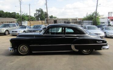 Pontiac-Chieftain-1949-Sedan-4
