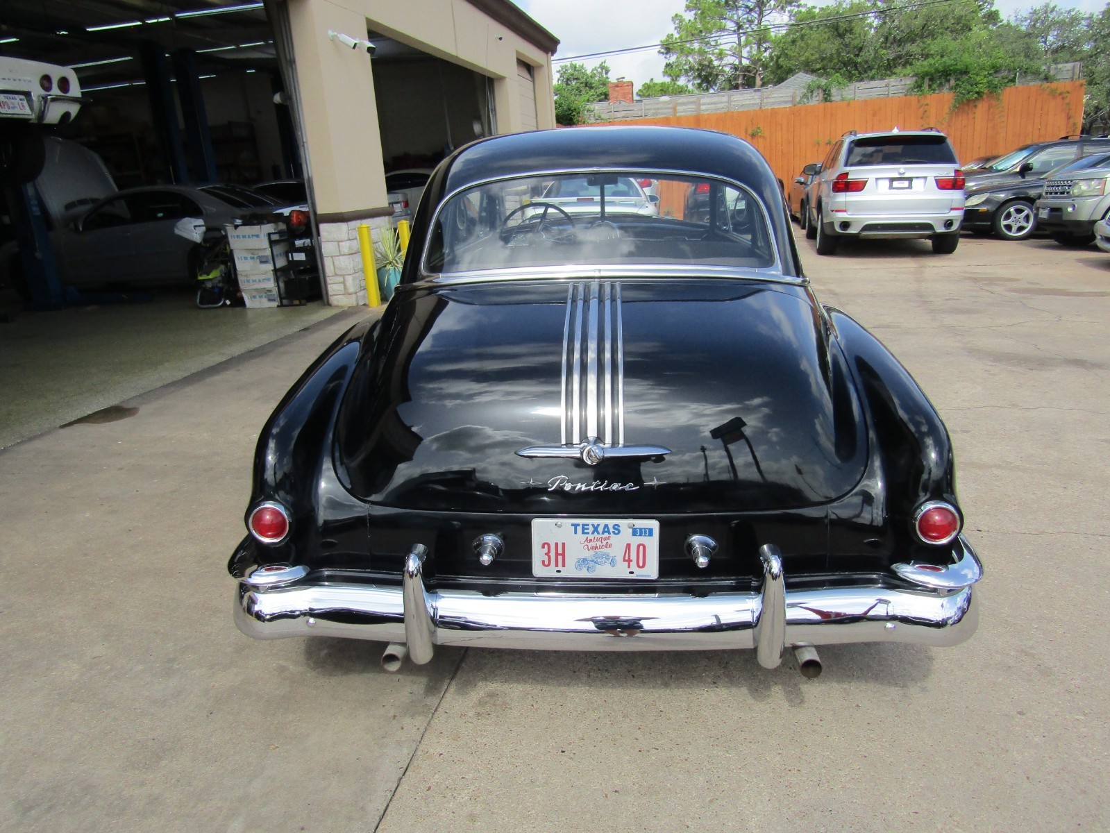 Pontiac-Chieftain-1949-Sedan-7