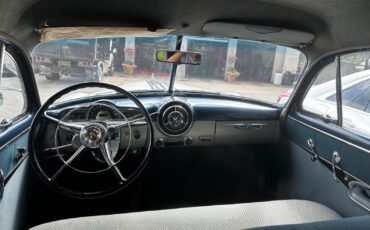 Pontiac-Chieftain-1952-Sedan-21