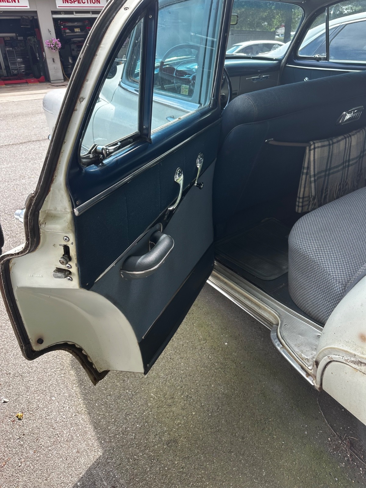 Pontiac-Chieftain-1952-Sedan-23