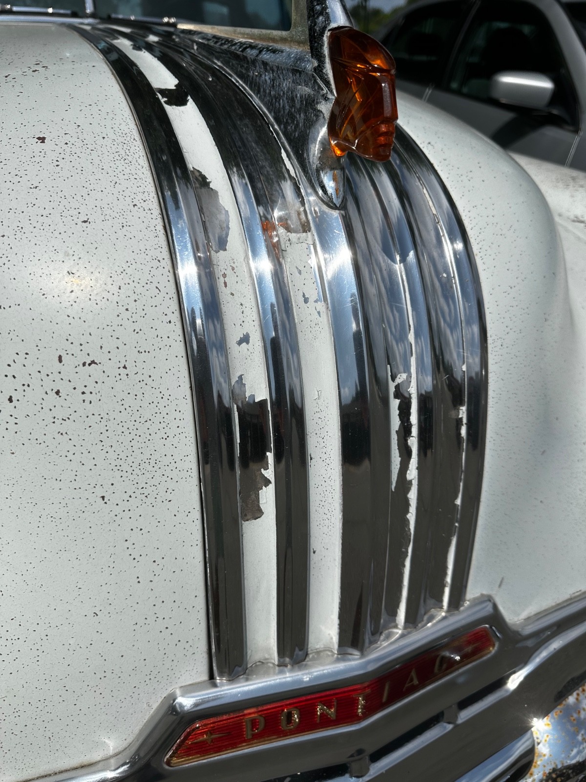 Pontiac-Chieftain-1952-Sedan-24