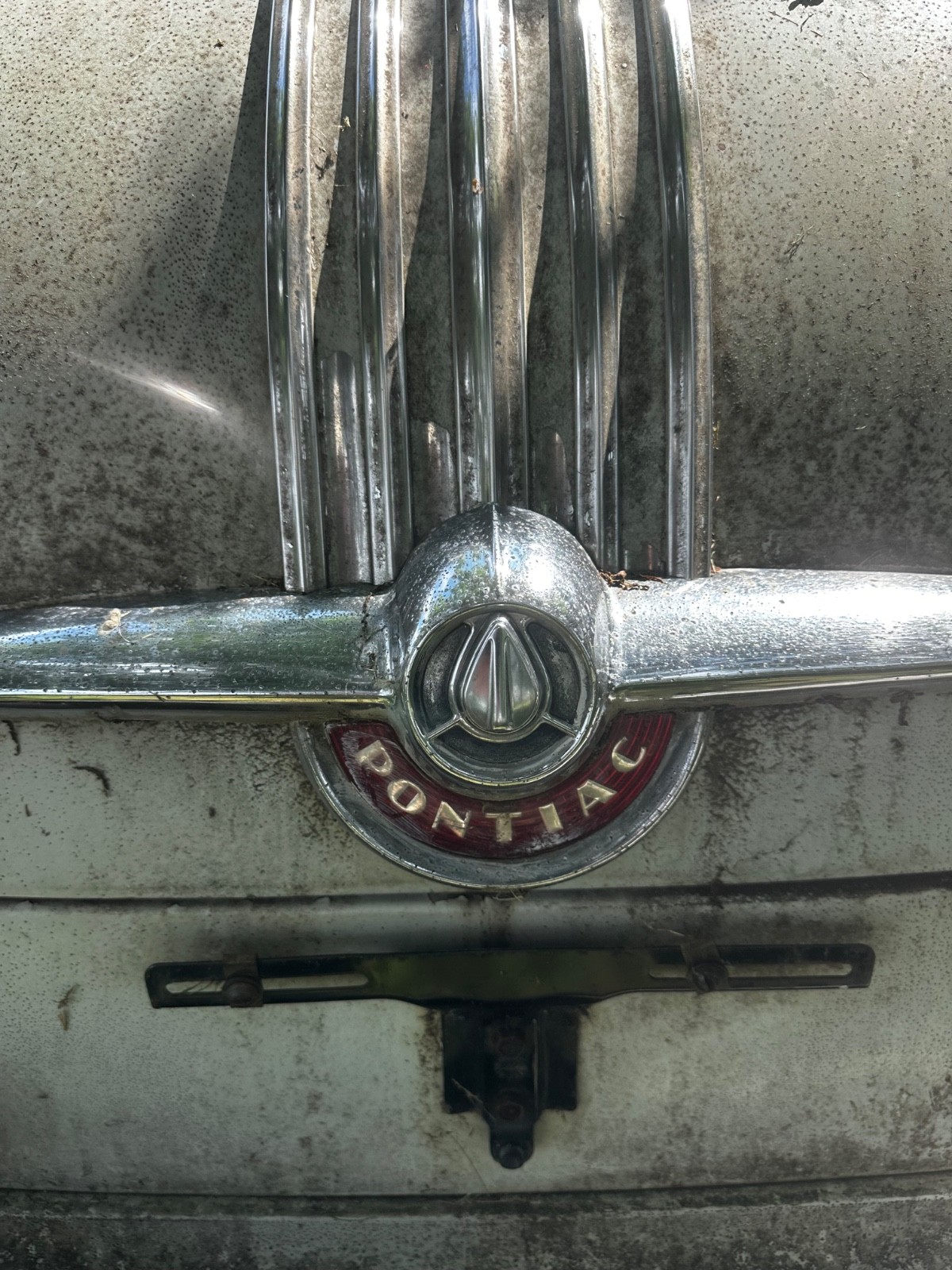 Pontiac-Chieftain-1952-Sedan-25