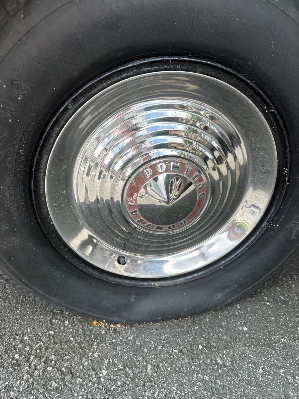 Pontiac-Chieftain-1952-Sedan-27
