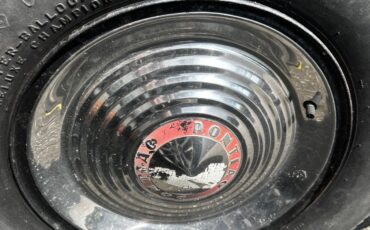 Pontiac-Chieftain-1952-Sedan-28