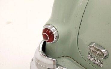 Pontiac-Chieftain-1953-Linden-Green-Dark-Green-27