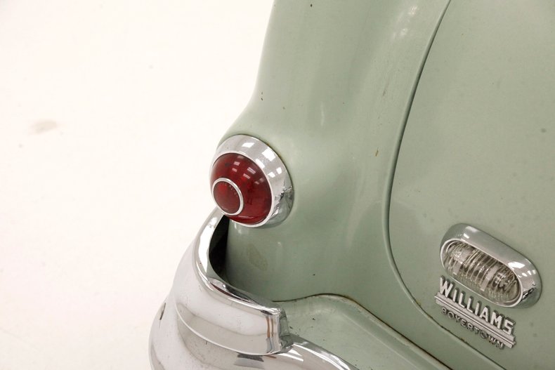 Pontiac-Chieftain-1953-Linden-Green-Dark-Green-27