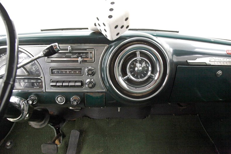 Pontiac-Chieftain-1953-Linden-Green-Dark-Green-38