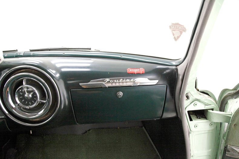 Pontiac-Chieftain-1953-Linden-Green-Dark-Green-41