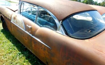 Pontiac-Chieftain-1956-9