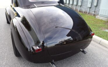 Pontiac-Deluxe-1940-Black-Red-17