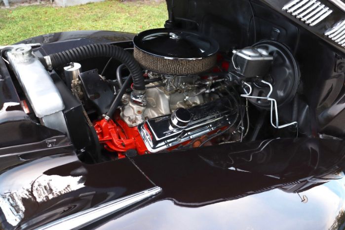 Pontiac-Deluxe-1940-Black-Red-5