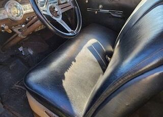 Pontiac-Deluxe-1941-Black-19